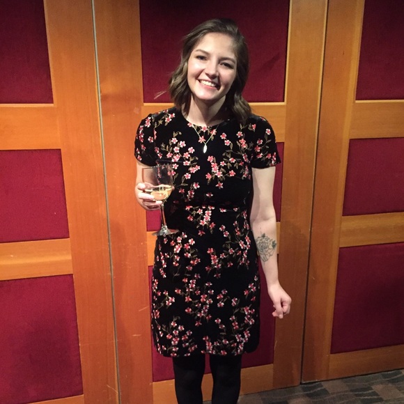 Meet your Posher, Makaya - Picture 1 of 1